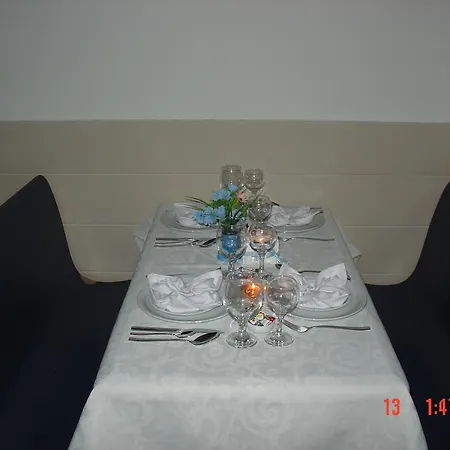 Blue * העיירה רתימנו